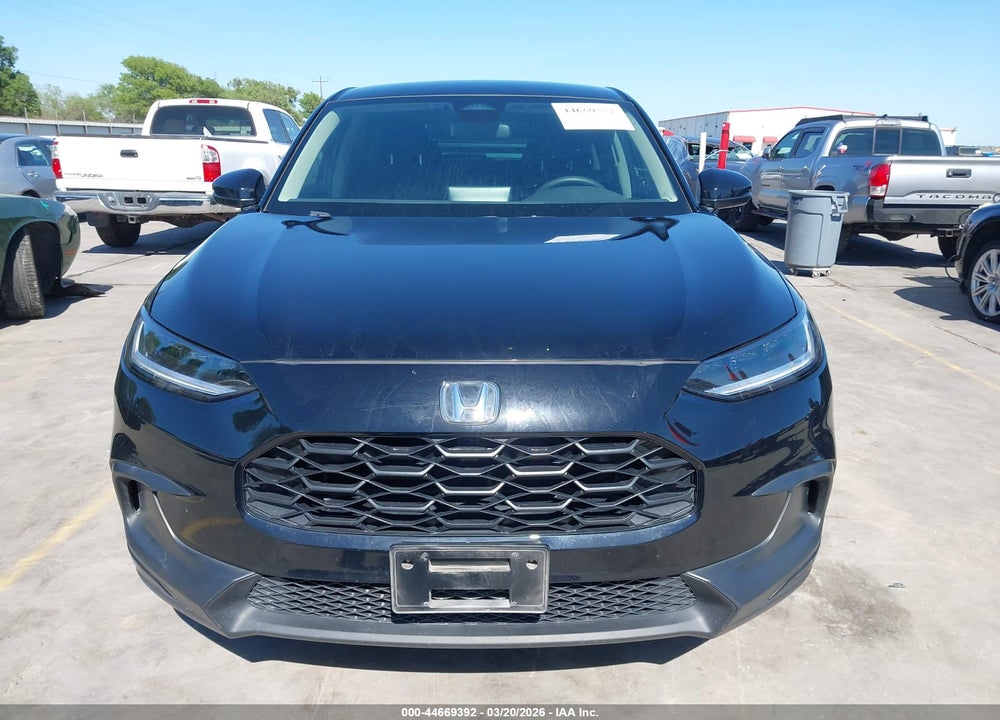 2023 HONDA HR-V 2WD LX VIN: 3CZRZ1H39PM739337