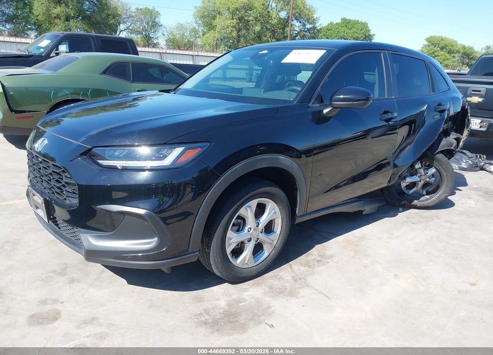 2023 HONDA HR-V 2WD LX VIN: 3CZRZ1H39PM739337