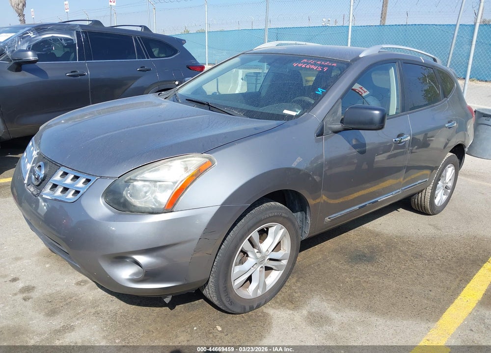 2015 NISSAN ROGUE SELECT S VIN: JN8AS5MT2FW155109