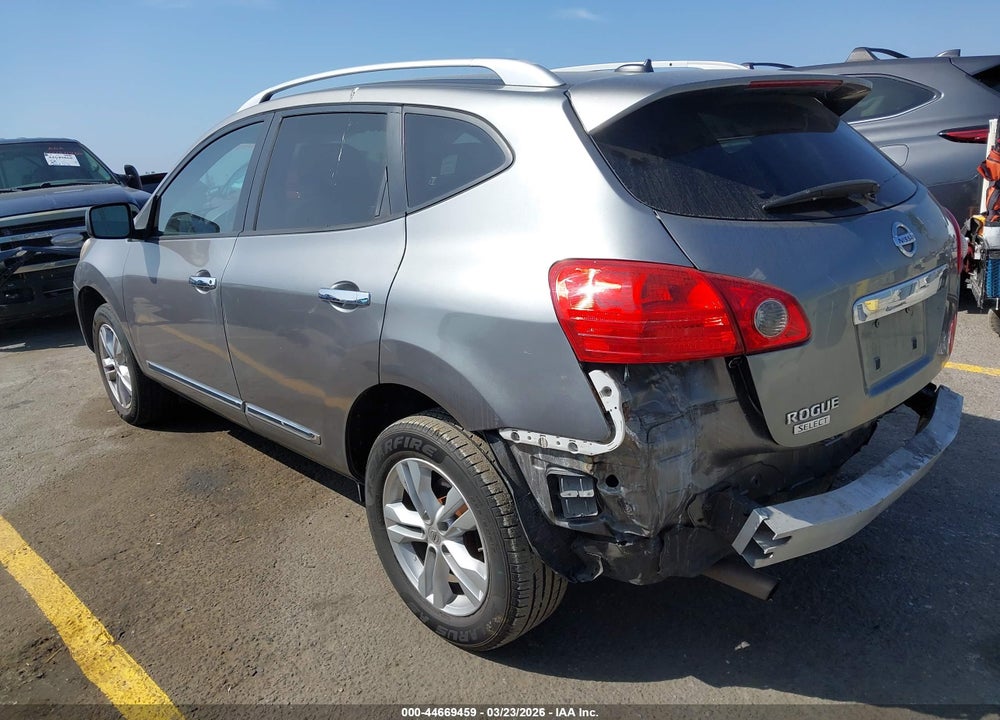 2015 NISSAN ROGUE SELECT S VIN: JN8AS5MT2FW155109