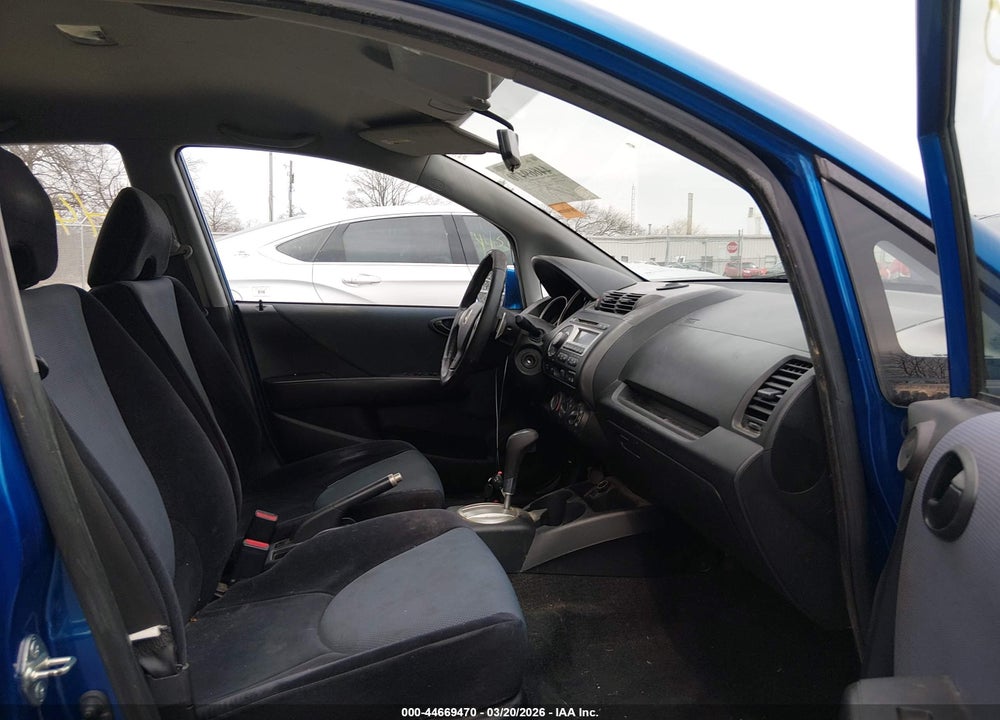 2008 HONDA FIT SPORT VIN: JHMGD38638S021081