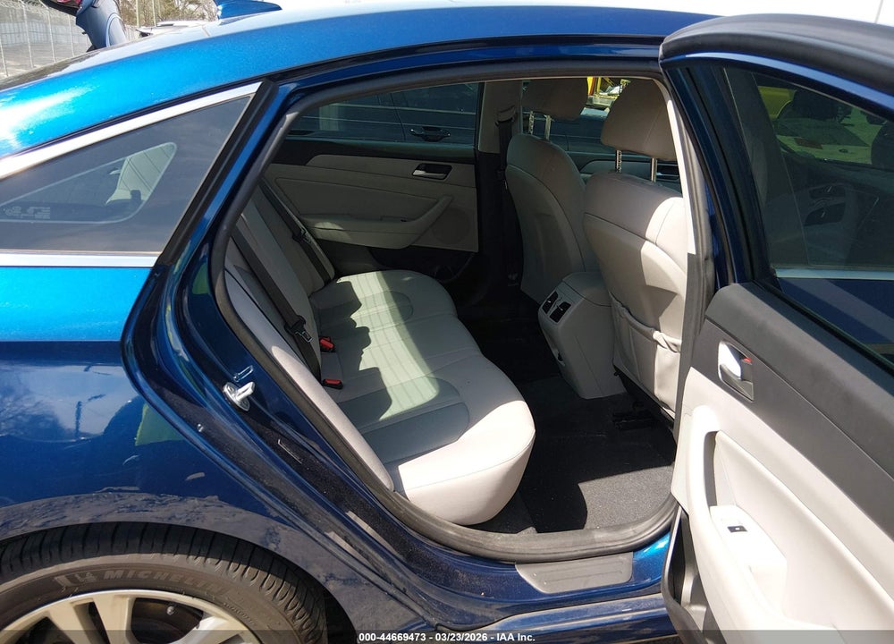 2018 HYUNDAI SONATA SEL+ VIN: 5NPE34AF3JH723238
