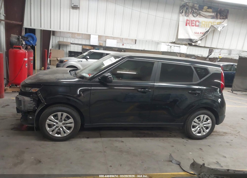 2020 KIA SOUL LX VIN: KNDJ23AU4L7735089