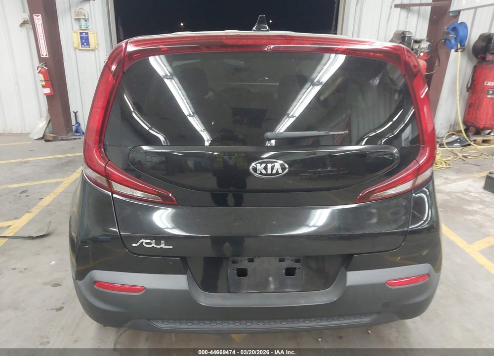 2020 KIA SOUL LX VIN: KNDJ23AU4L7735089