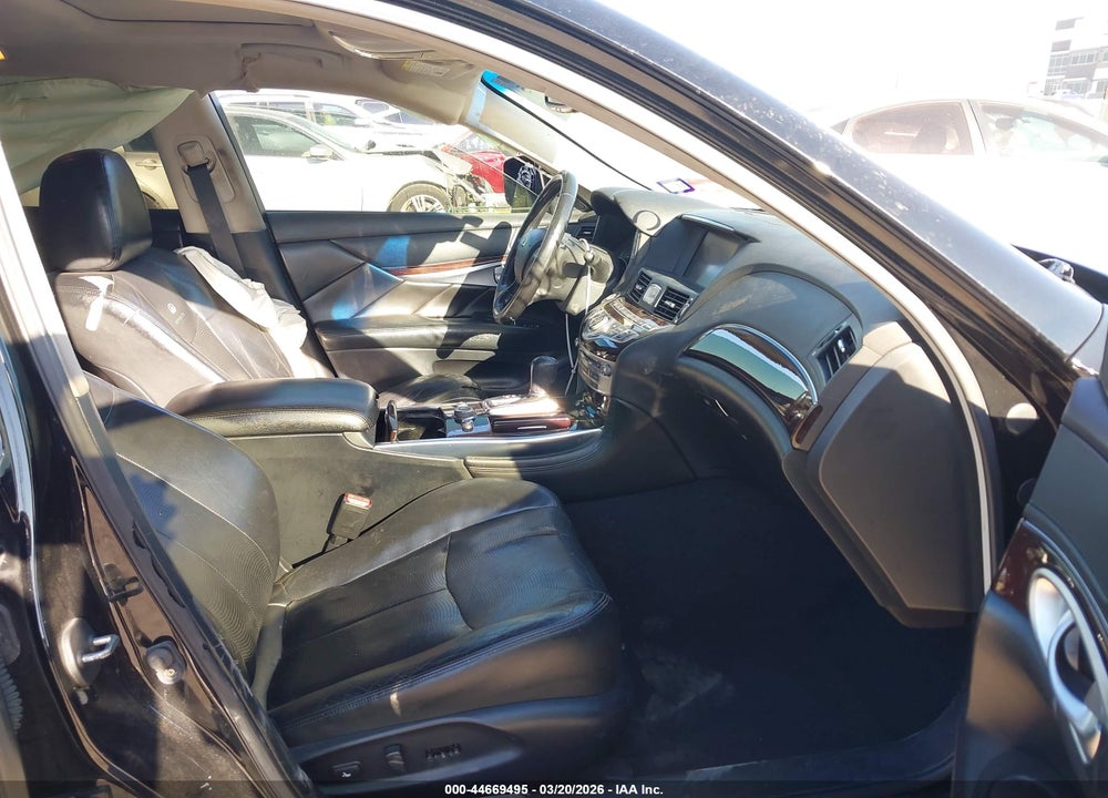 2013 INFINITI M37 VIN: JN1BY1AP8DM511377