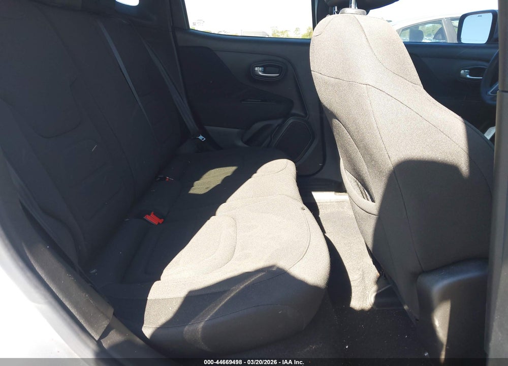 2019 JEEP RENEGADE LATITUDE VIN: ZACNJABB9KPK90885