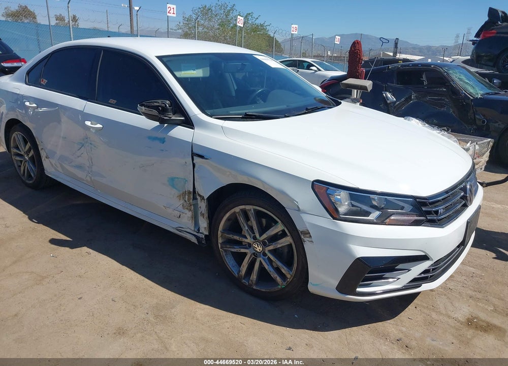 2018 VOLKSWAGEN PASSAT 2.0T R-LINE/2.0T S VIN: 1VWAA7A3XJC044393
