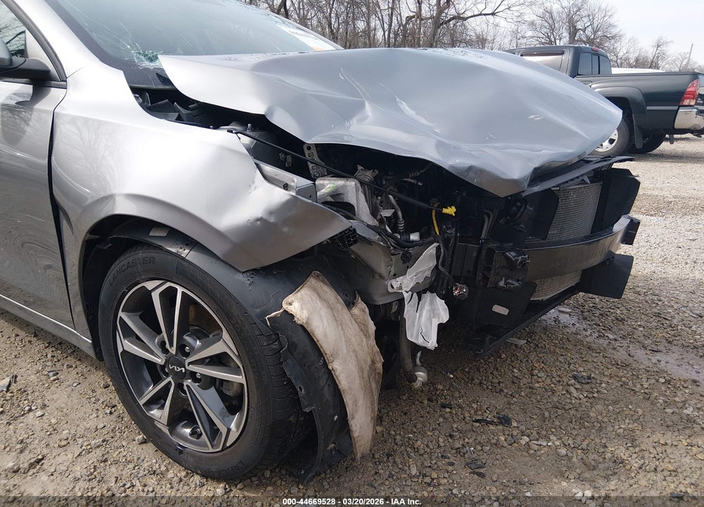2023 KIA FORTE LXS VIN: 3KPF24AD4PE646947