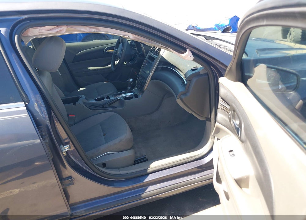 2015 CHEVROLET MALIBU LS VIN: 1G11B5SL4FF169729