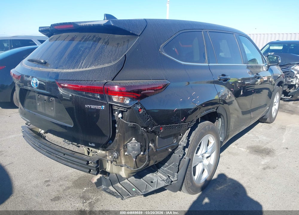 2024 TOYOTA HIGHLANDER HYBRID LE VIN: 5TDBBRCH2RS140618