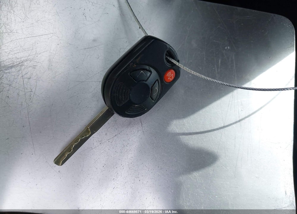 2014 FORD ESCAPE SE VIN: 1FMCU0GX8EUE28186