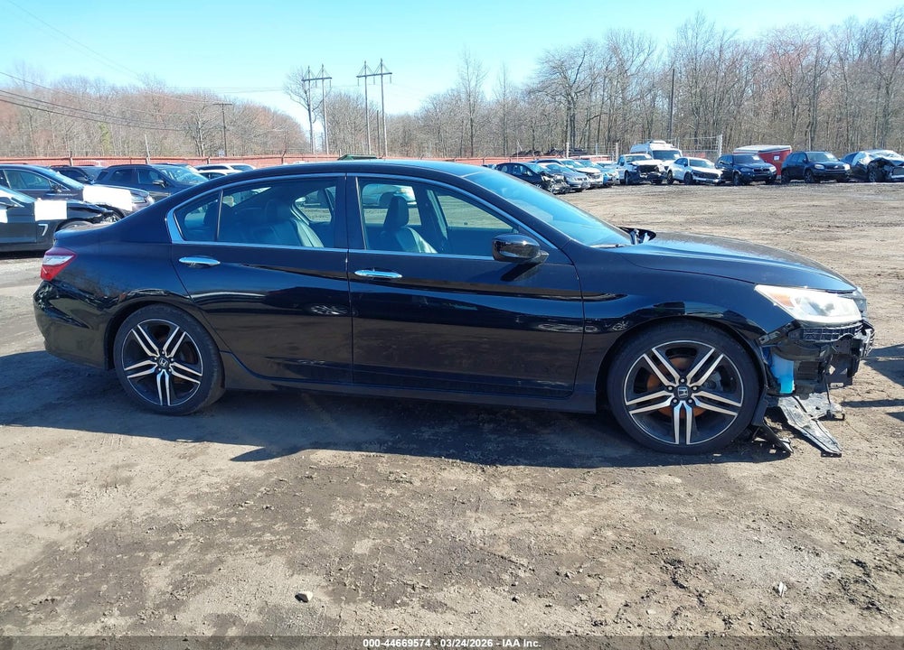 2017 HONDA ACCORD SPORT SE VIN: 1HGCR2F18HA056239