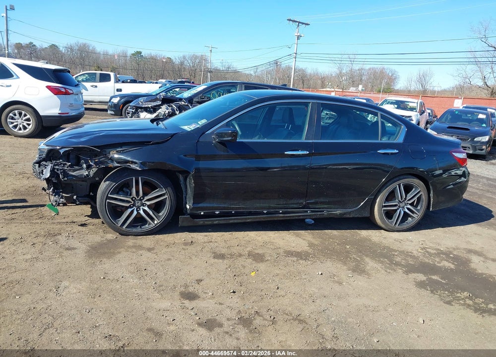 2017 HONDA ACCORD SPORT SE VIN: 1HGCR2F18HA056239