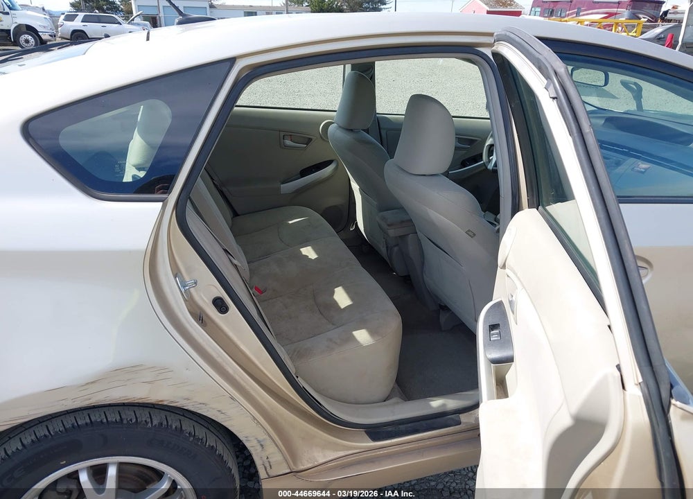 2010 TOYOTA PRIUS III VIN: JTDKN3DU2A0091153