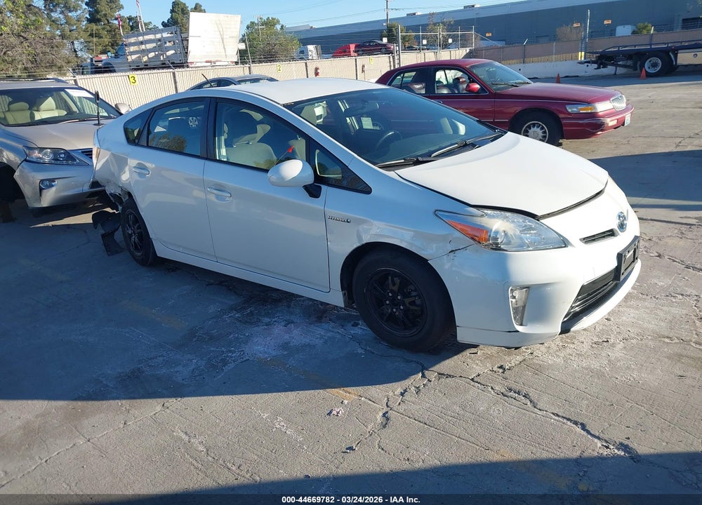 2015 TOYOTA PRIUS TWO VIN: JTDKN3DU9F2002349