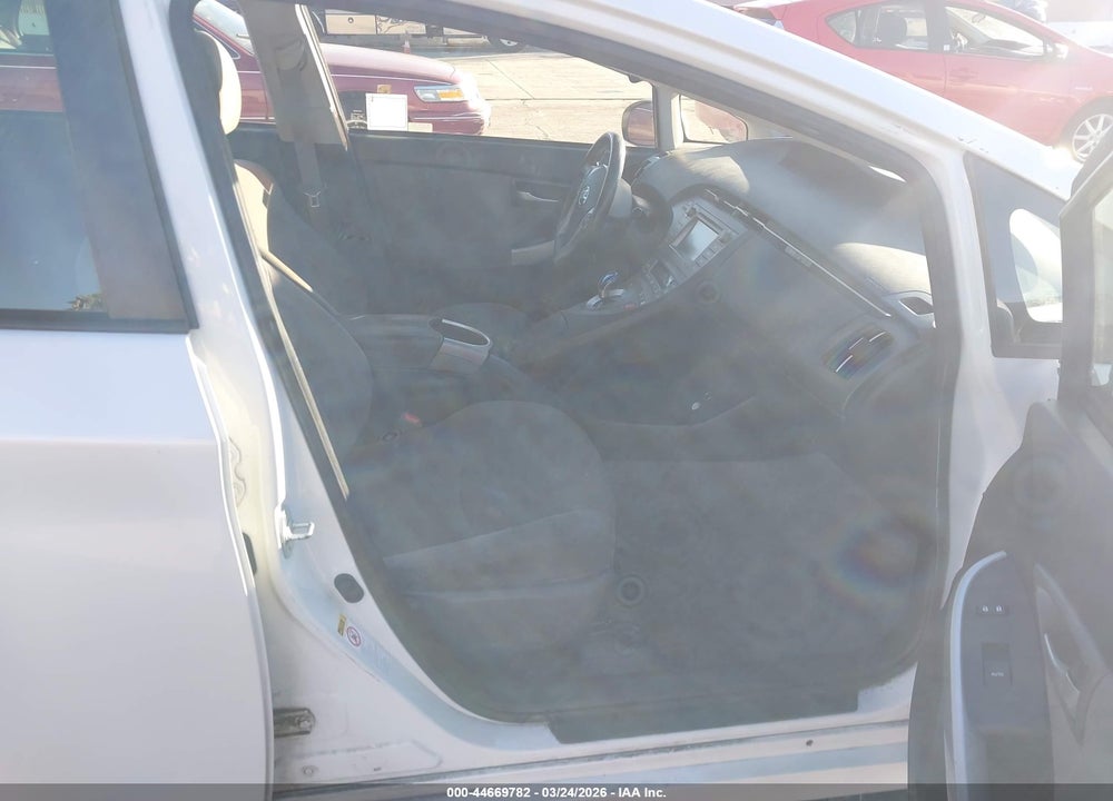 2015 TOYOTA PRIUS TWO VIN: JTDKN3DU9F2002349