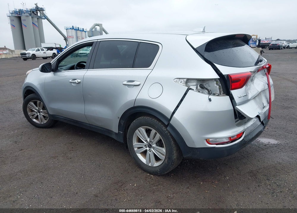 2019 KIA SPORTAGE LX VIN: KNDPM3AC5K7542573