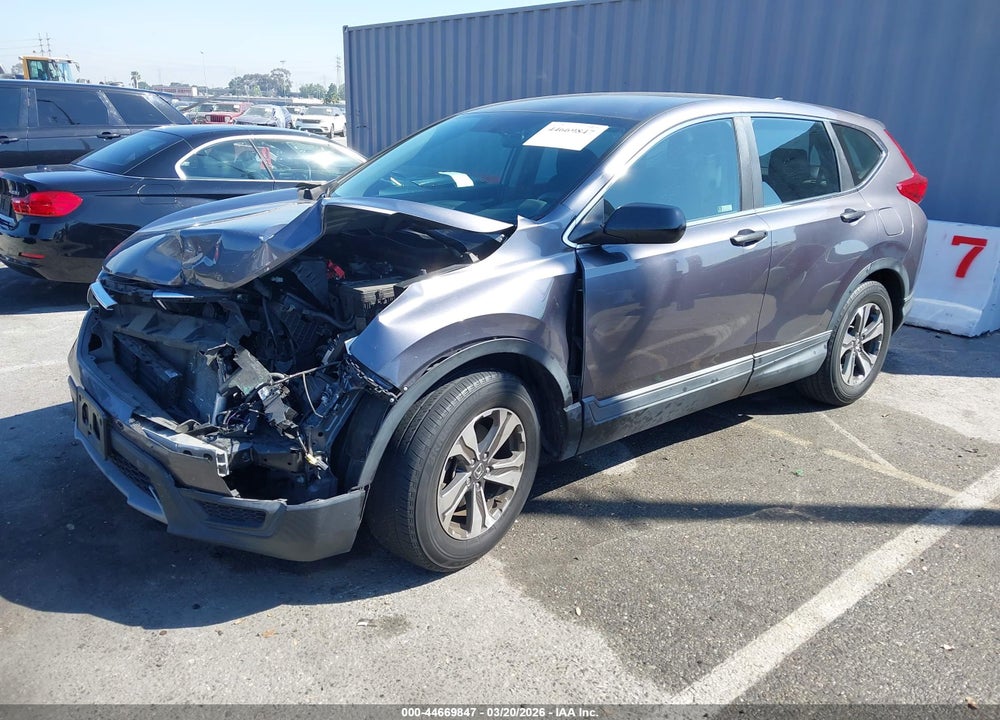 2019 HONDA CR-V LX VIN: 2HKRW5H31KH419238