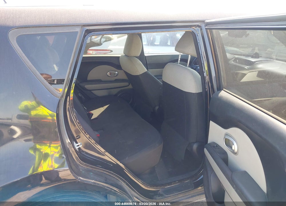 2015 KIA SOUL VIN: KNDJN2A23F7748307