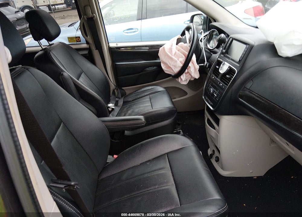 2016 CHRYSLER TOWN & COUNTRY TOURING VIN: 2C4RC1BG4GR187564