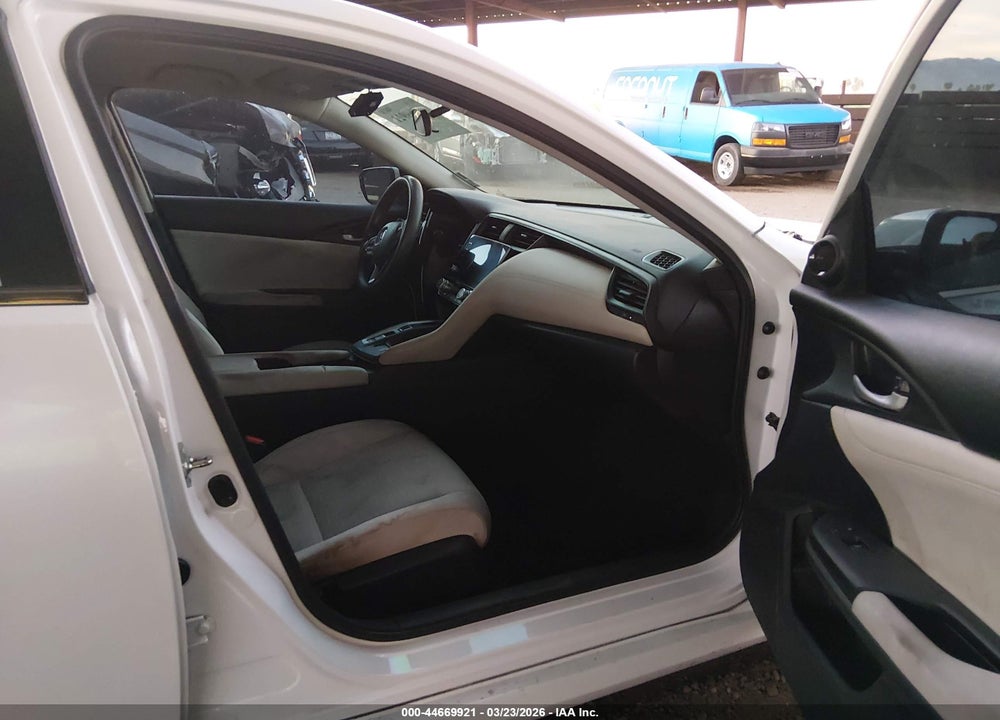 2019 HONDA INSIGHT EX VIN: 19XZE4F51KE018259