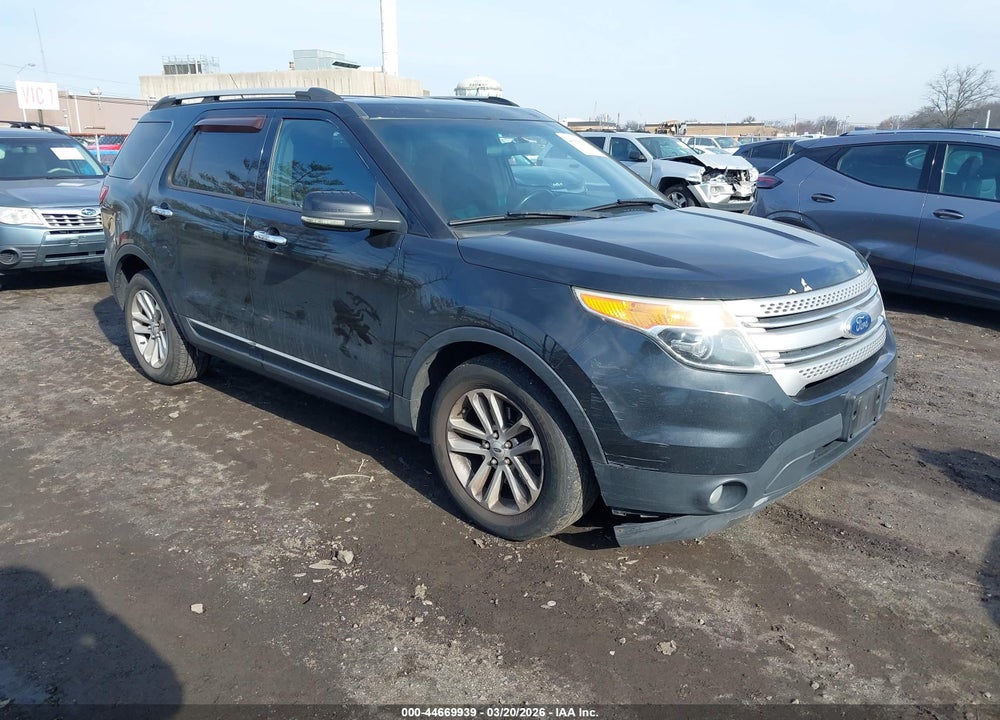 2012 FORD EXPLORER XLT VIN: 1FMHK8D82CGA66102