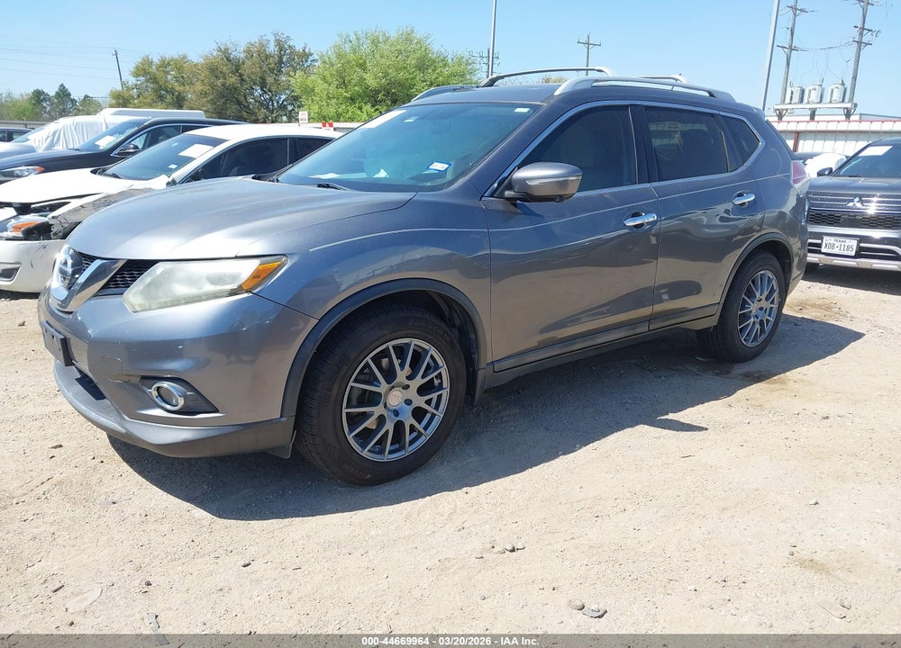 2015 NISSAN ROGUE SL VIN: 5N1AT2MT7FC771148