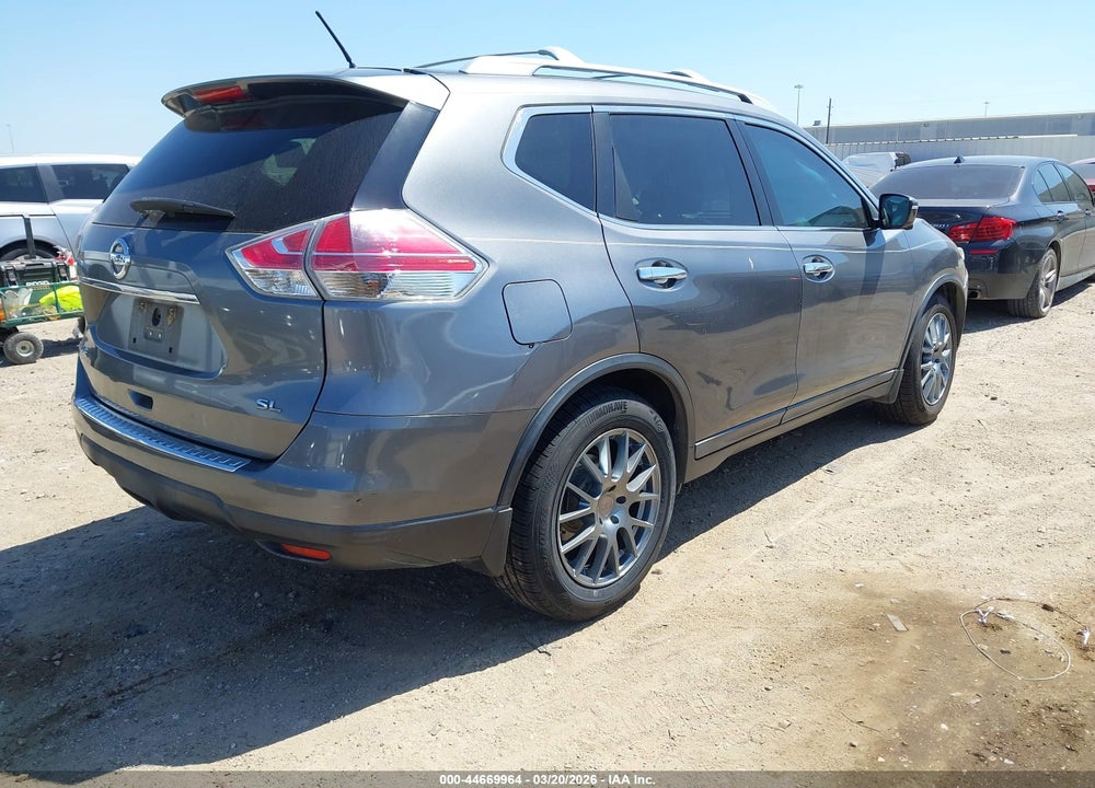 2015 NISSAN ROGUE SL VIN: 5N1AT2MT7FC771148