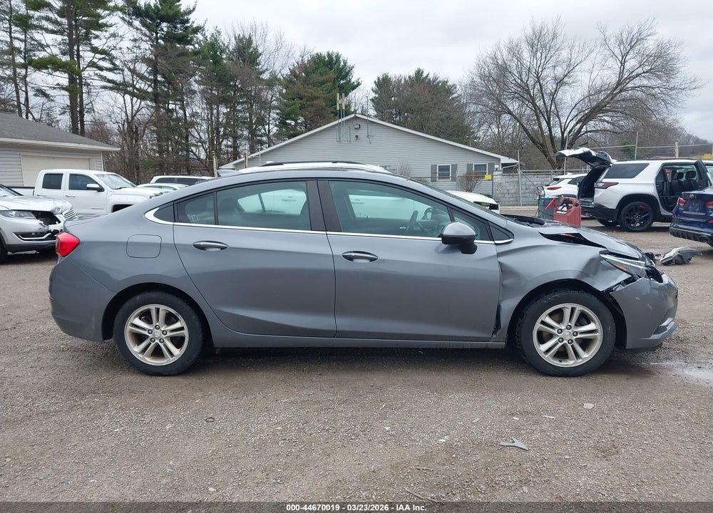 2018 CHEVROLET CRUZE LT AUTO VIN: 1G1BE5SM0J7211563