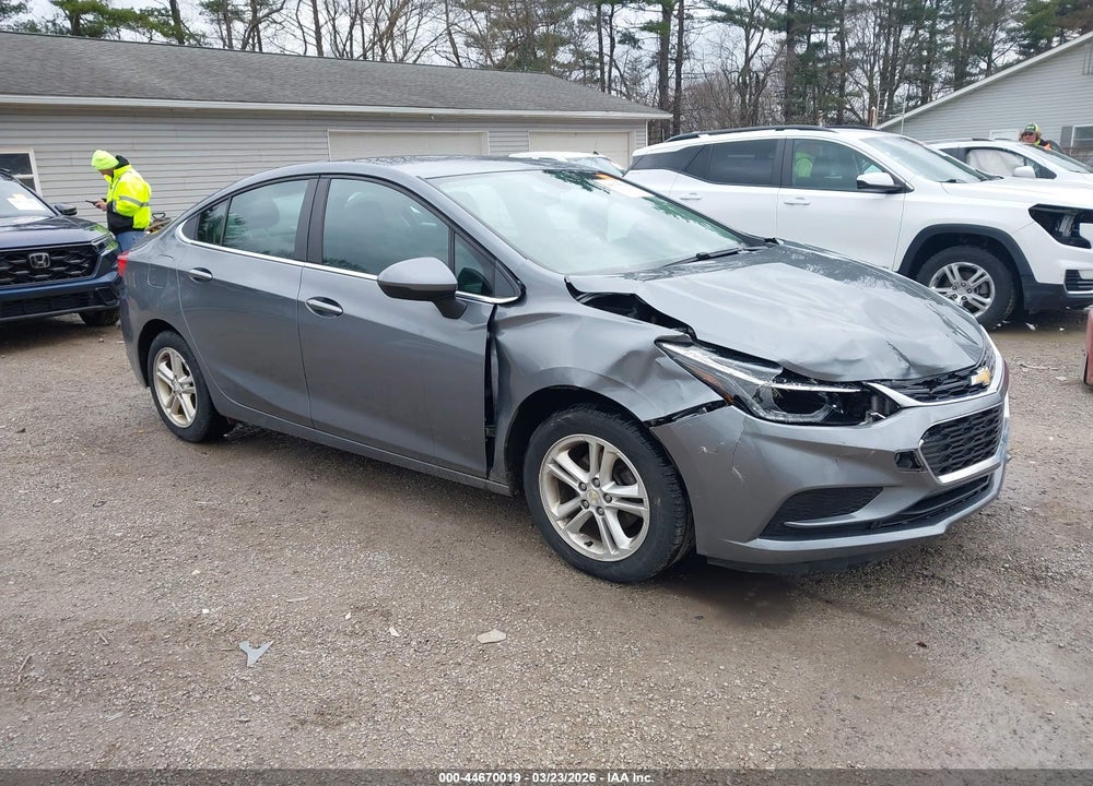 2018 CHEVROLET CRUZE LT AUTO VIN: 1G1BE5SM0J7211563