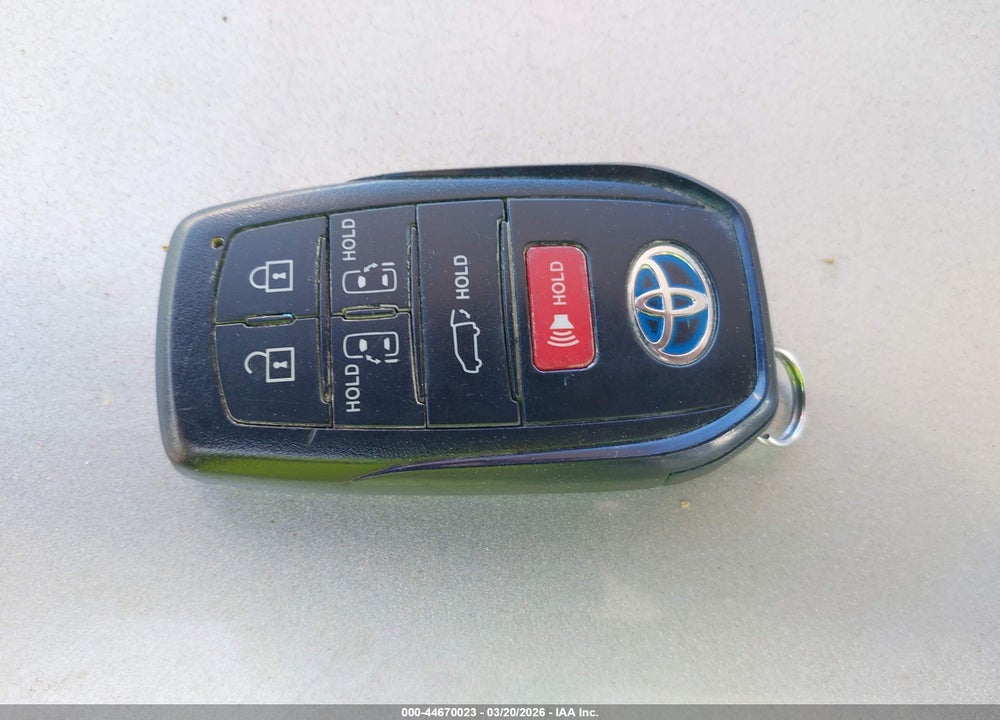2024 TOYOTA SIENNA LIMITED VIN: 5TDZSKFC4RS137614