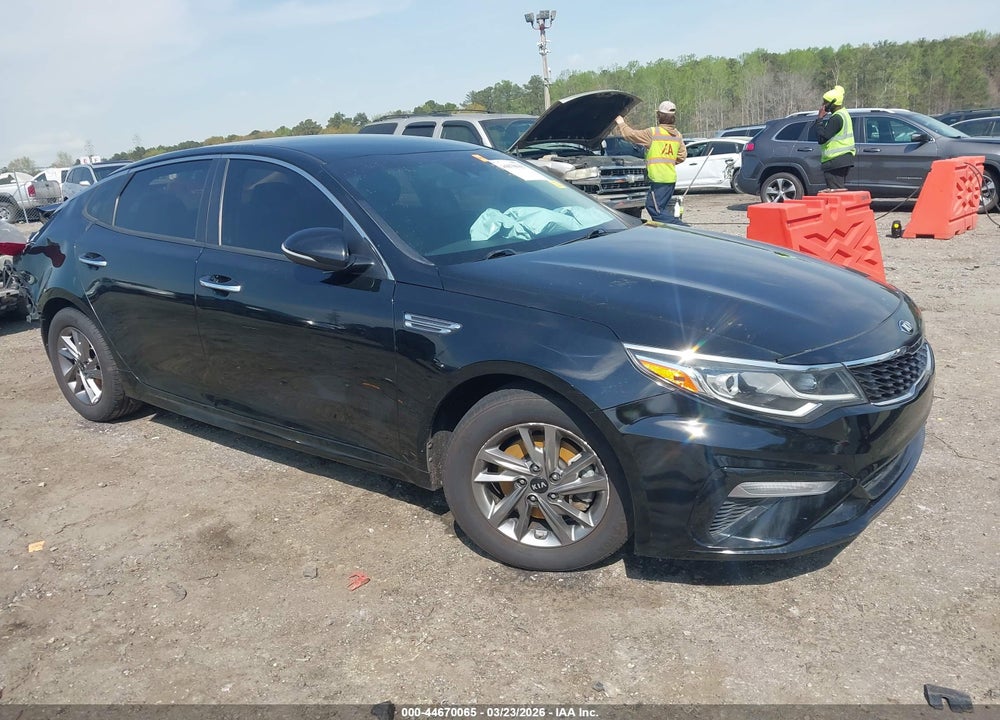 2019 KIA OPTIMA LX VIN: 5XXGT4L33KG332647