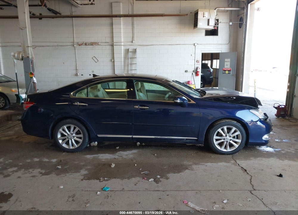2011 LEXUS ES 350 VIN: JTHBK1EG7B2435795
