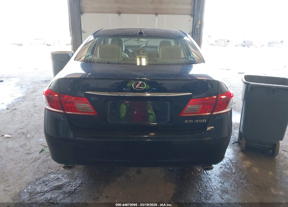 2011 LEXUS ES 350 VIN: JTHBK1EG7B2435795
