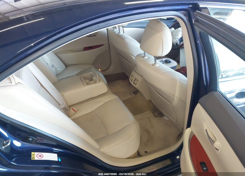 2011 LEXUS ES 350 VIN: JTHBK1EG7B2435795
