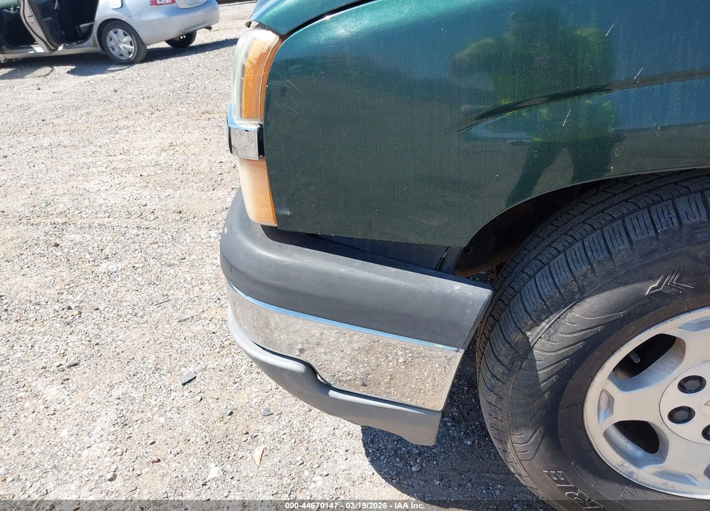 2003 CHEVROLET SILVERADO 1500 LS VIN: 2GCEC19V731225896