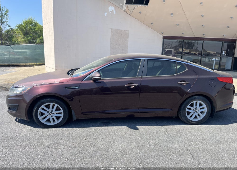 2011 KIA OPTIMA LX VIN: KNAGM4A79B5186405
