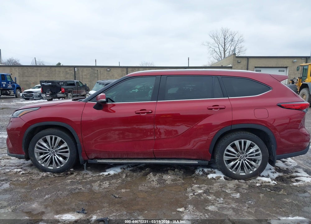 2022 TOYOTA HIGHLANDER PLATINUM VIN: 5TDFZRBHXNS188280