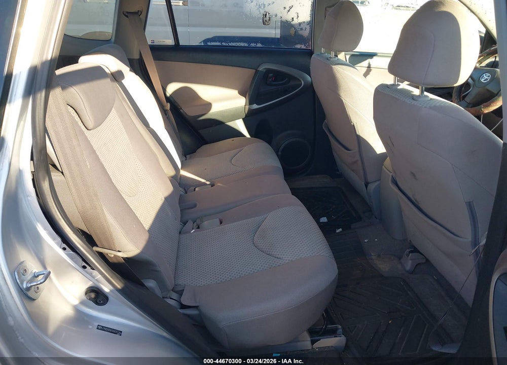 2006 TOYOTA RAV4 VIN: JTMZD33V165031306