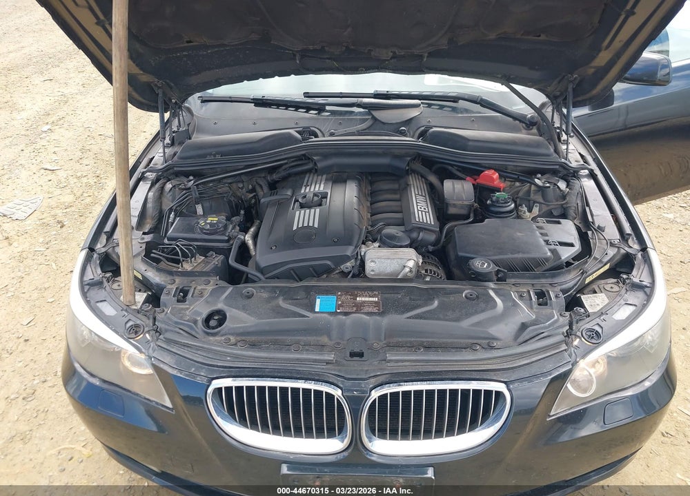 2008 BMW 528I VIN: WBANU53508C111153