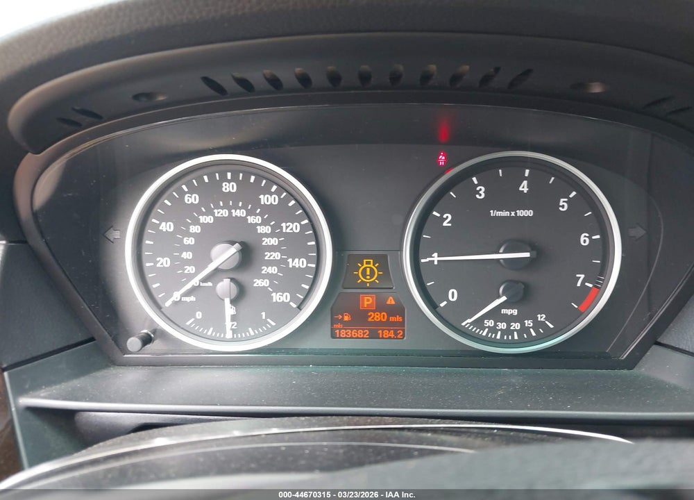 2008 BMW 528I VIN: WBANU53508C111153
