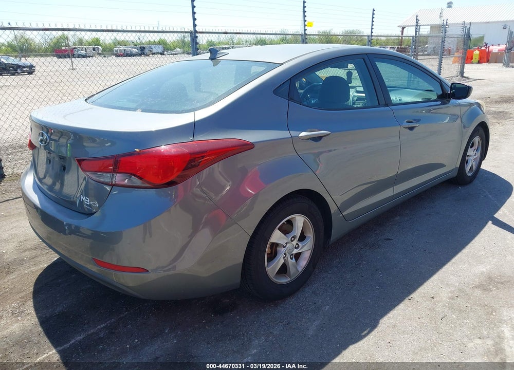 2014 HYUNDAI ELANTRA SE VIN: 5NPDH4AE1EH479258