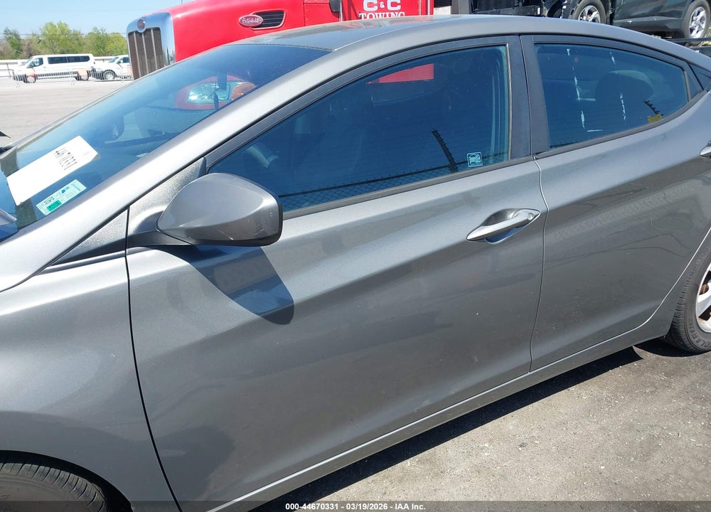 2014 HYUNDAI ELANTRA SE VIN: 5NPDH4AE1EH479258