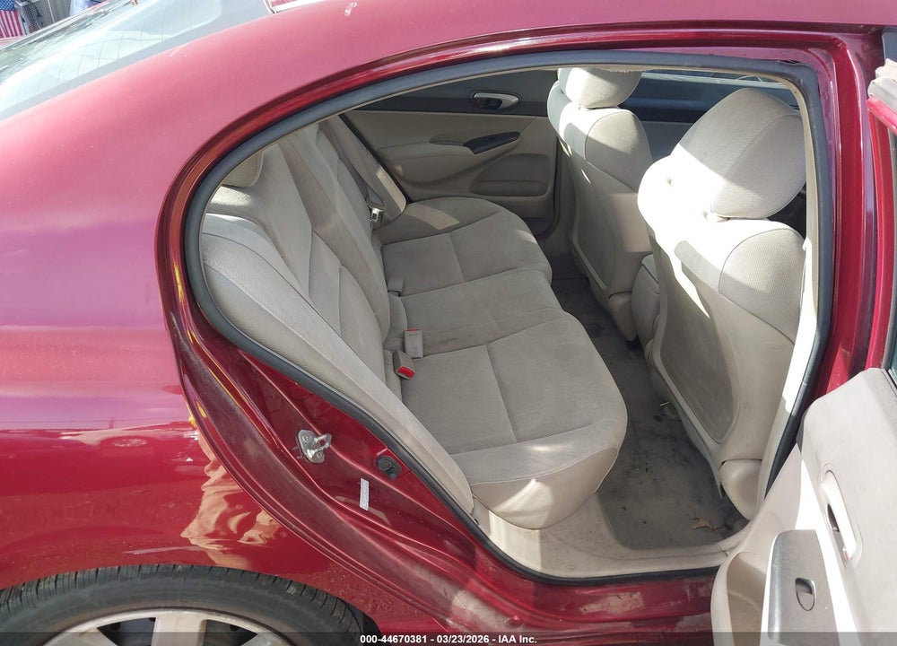 2010 HONDA CIVIC LX VIN: 19XFA1F53AE012216