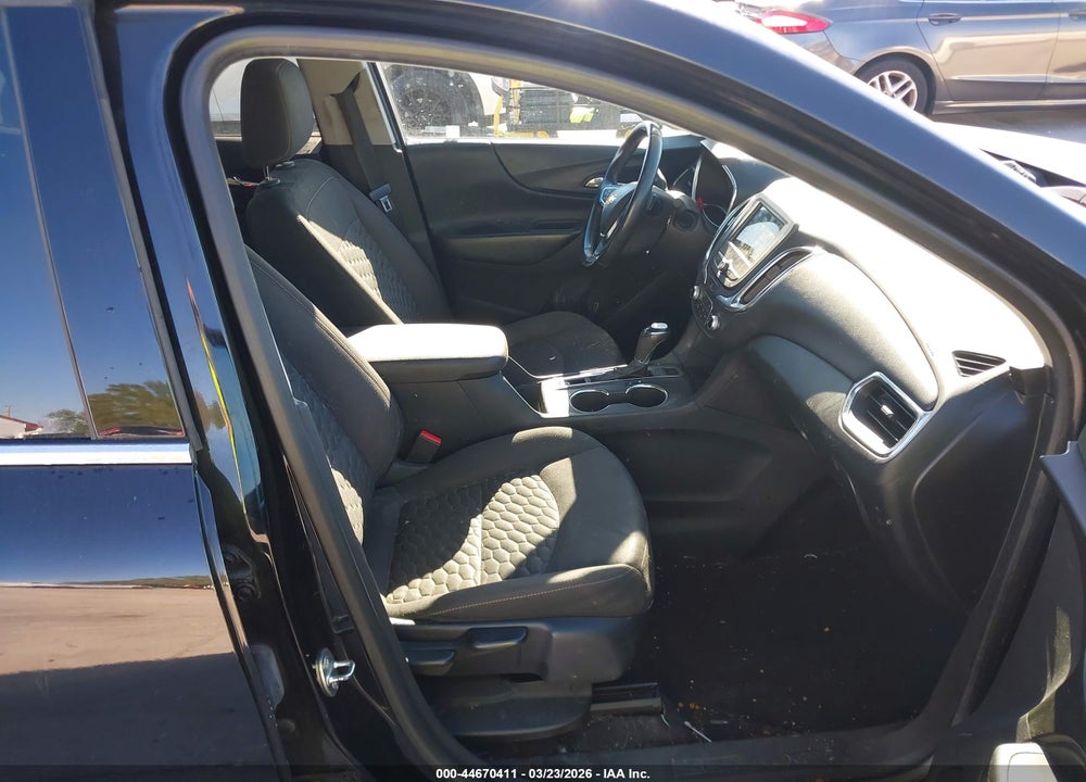 2019 CHEVROLET EQUINOX LT VIN: 3GNAXLEX7KL253613