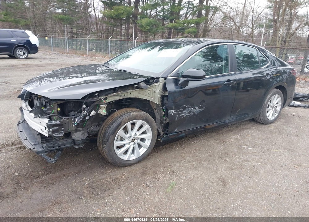 2021 TOYOTA CAMRY LE VIN: 4T1C11AK0MU568730