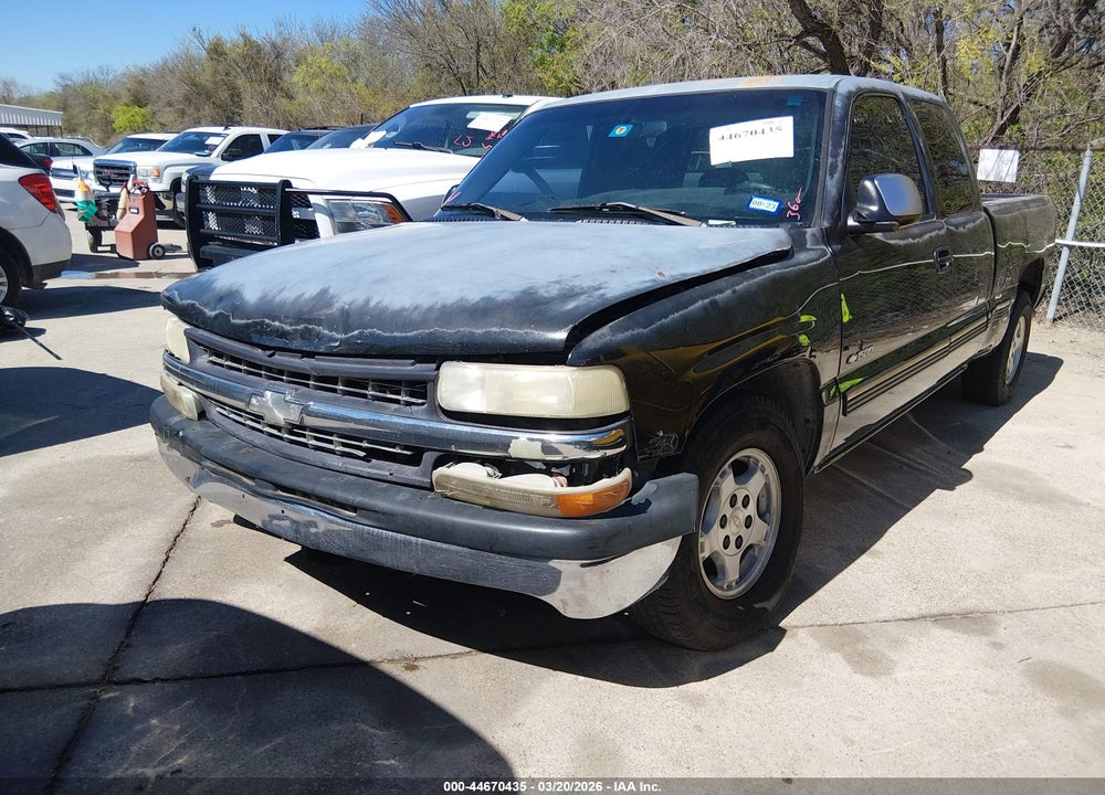 2001 CHEVROLET SILVERADO 1500 LS VIN: 2GCEC19V711107456