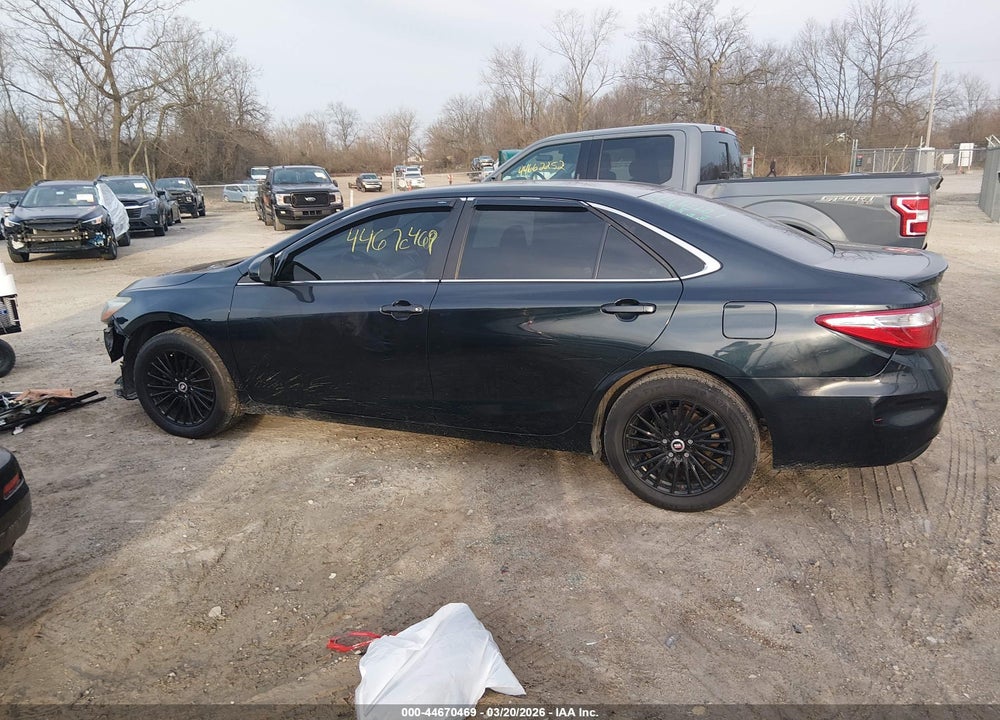2015 TOYOTA CAMRY SE VIN: 4T1BF1FK6FU958403