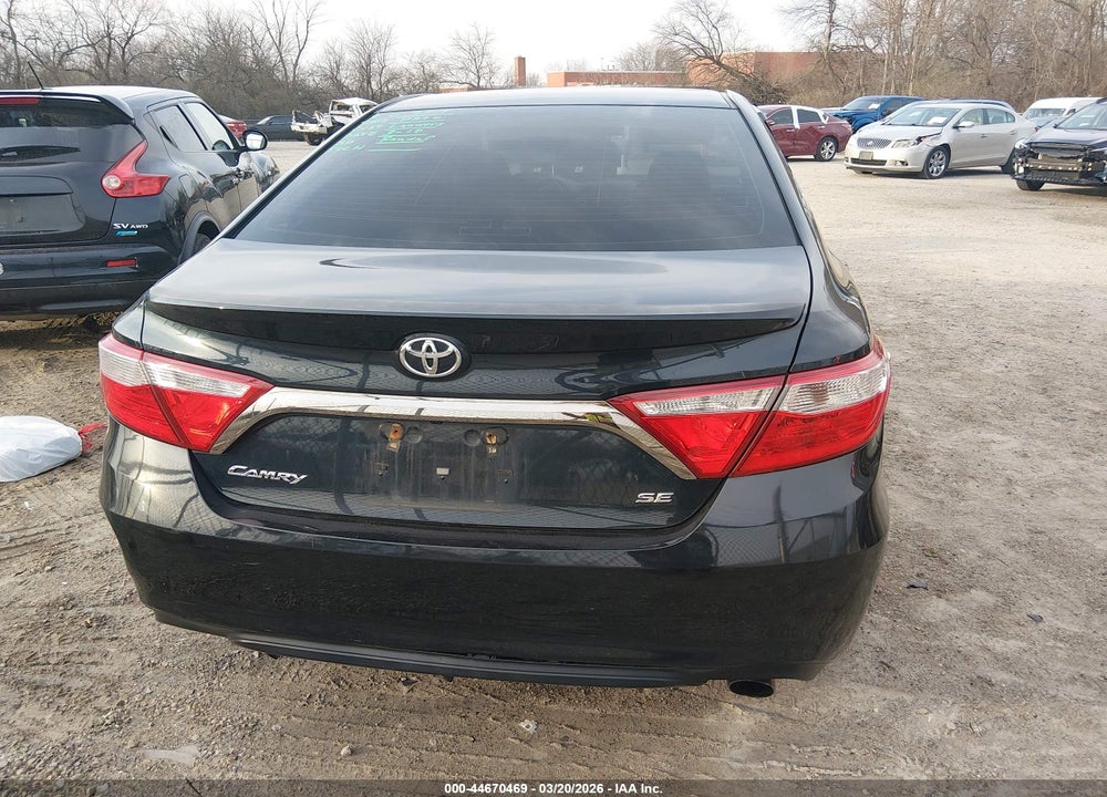 2015 TOYOTA CAMRY SE VIN: 4T1BF1FK6FU958403