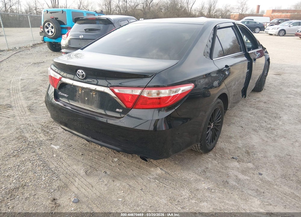 2015 TOYOTA CAMRY SE VIN: 4T1BF1FK6FU958403